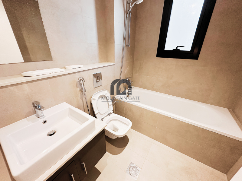 Corner Unit| Spacious| No Service charge| Vacant 4BR Al Tai Mountain Gate