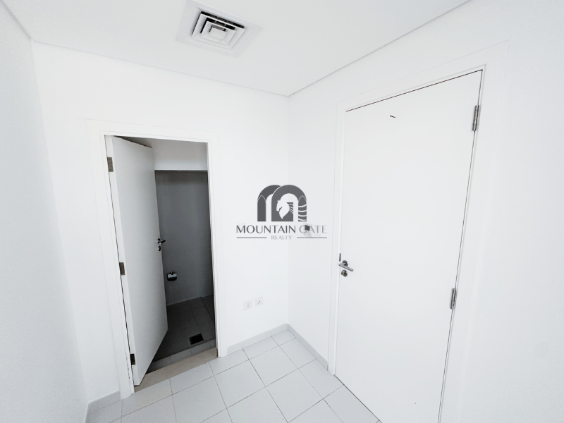 Corner Unit| Spacious| No Service charge| Vacant 4BR Al Tai Mountain Gate