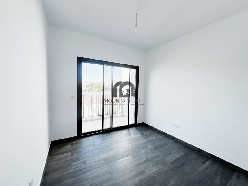 Corner Unit| Spacious| No Service charge| Vacant 4BR Al Tai Mountain Gate