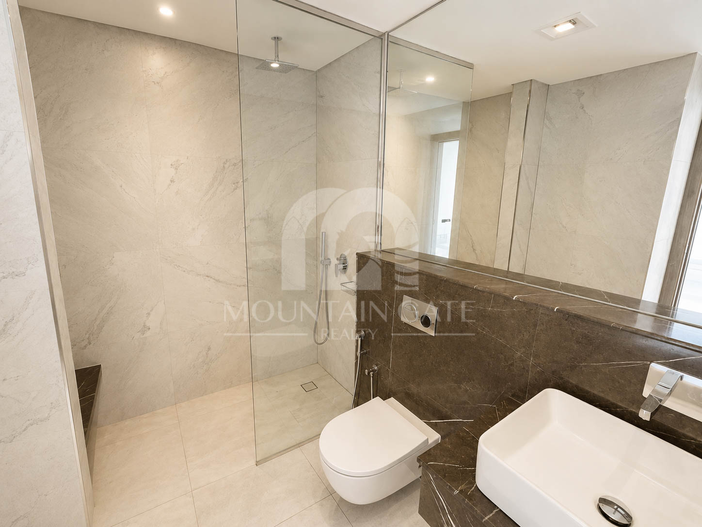 Rare Studio | Chiller Free | Semi-close Kitchen Jumeirah Village Circle Mountain Gate