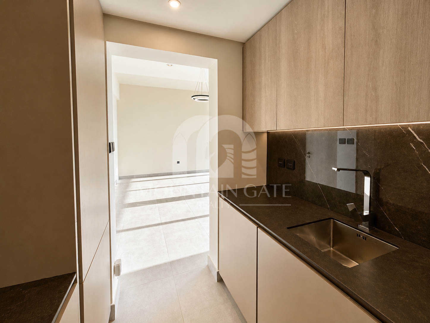 Rare Studio | Chiller Free | Semi-close Kitchen Jumeirah Village Circle Mountain Gate