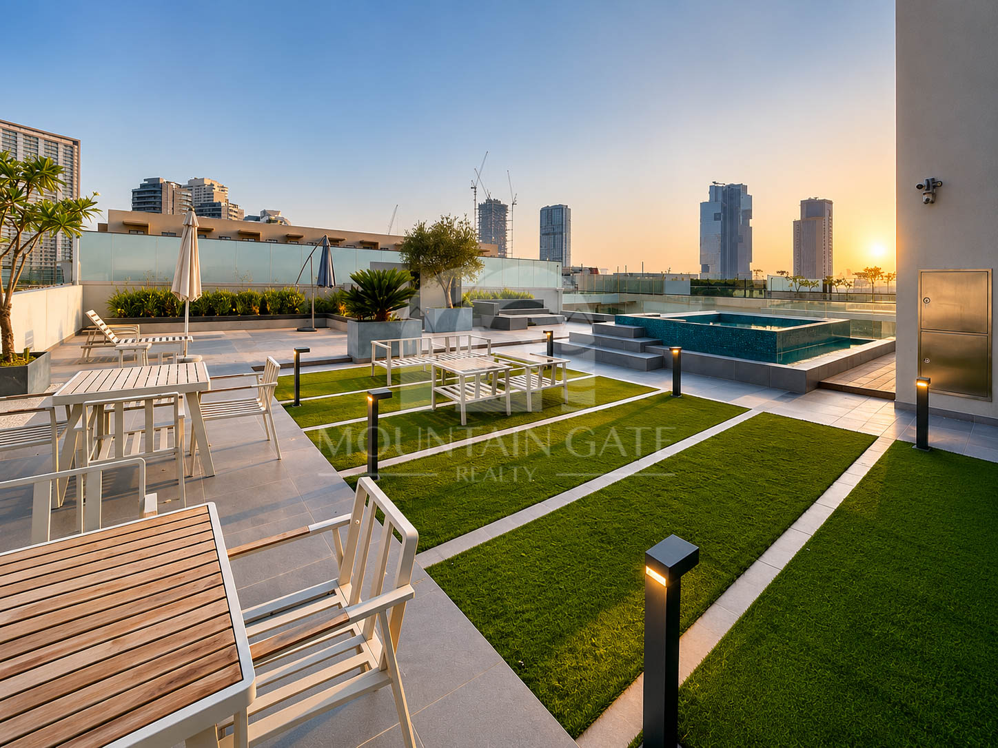 Rare Studio | Chiller Free | Semi-close Kitchen Jumeirah Village Circle Mountain Gate