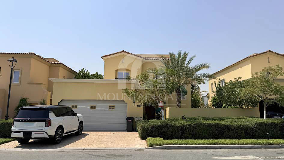 Furnished Stand Alone Villa Single row 4BR Dubai Land Mountain Gate