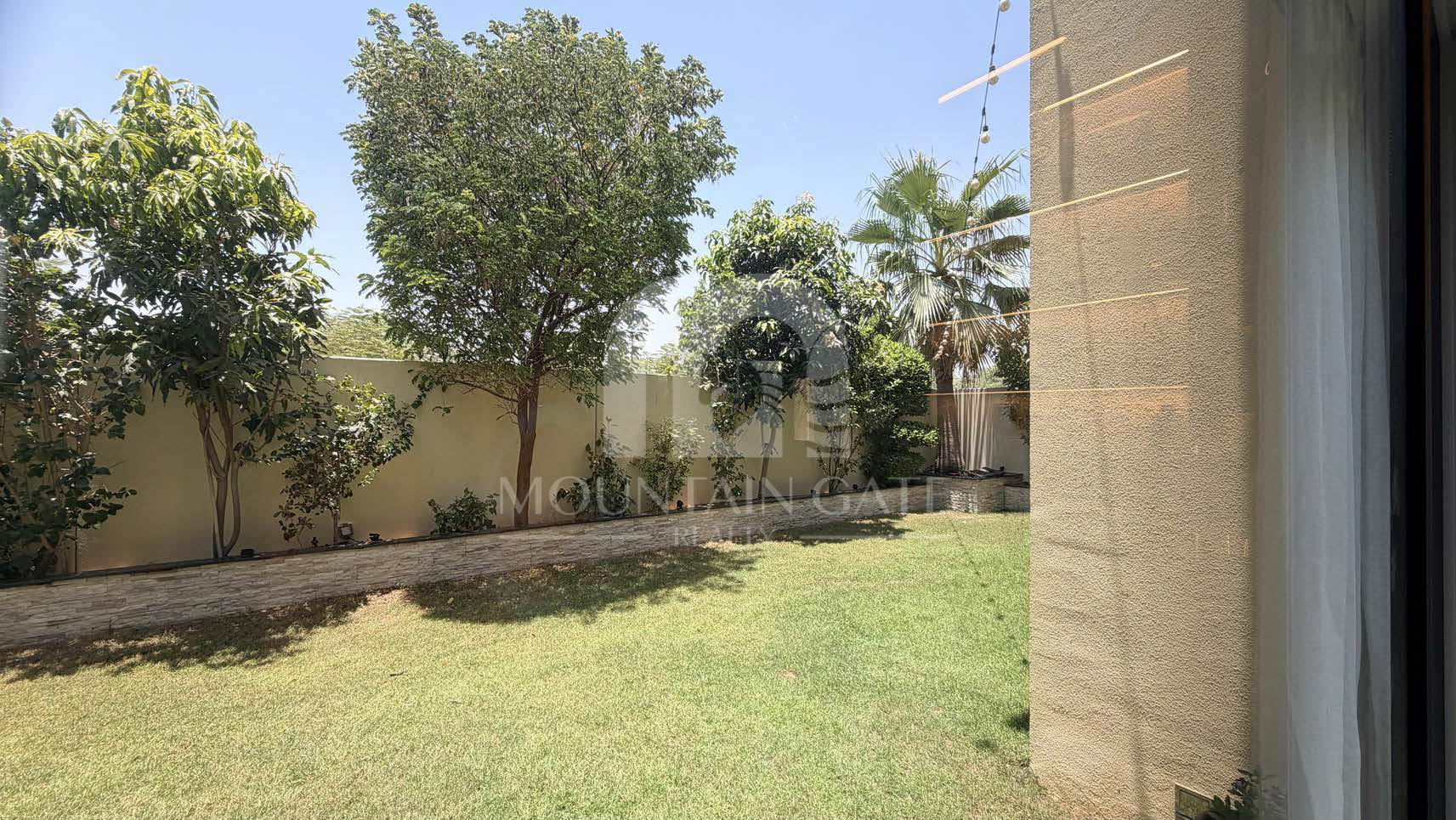 Furnished Stand Alone Villa Single row 4BR Dubai Land Mountain Gate