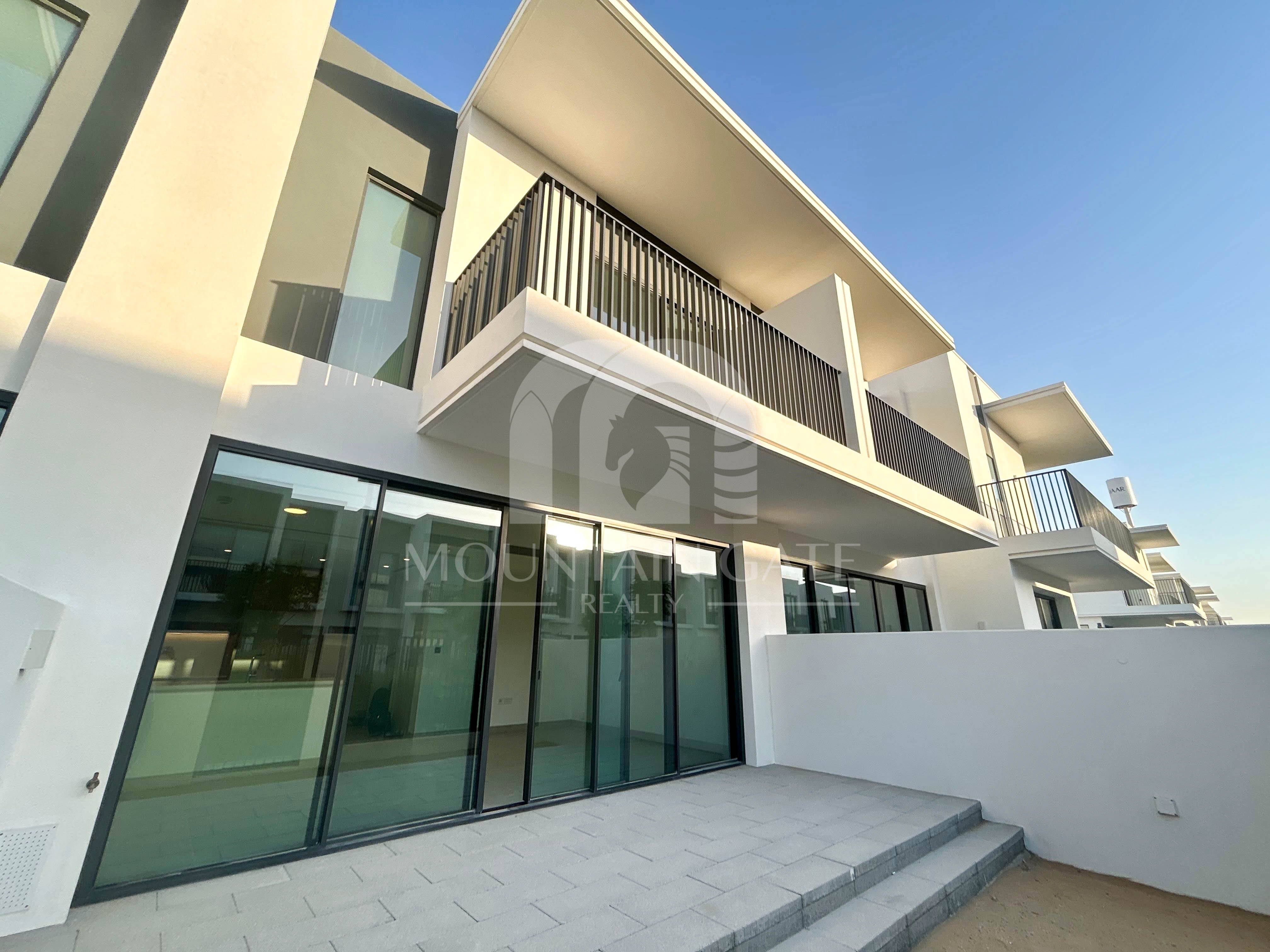 Single Row | Park View | Close to Golden Beach 3BR Mountain Gate