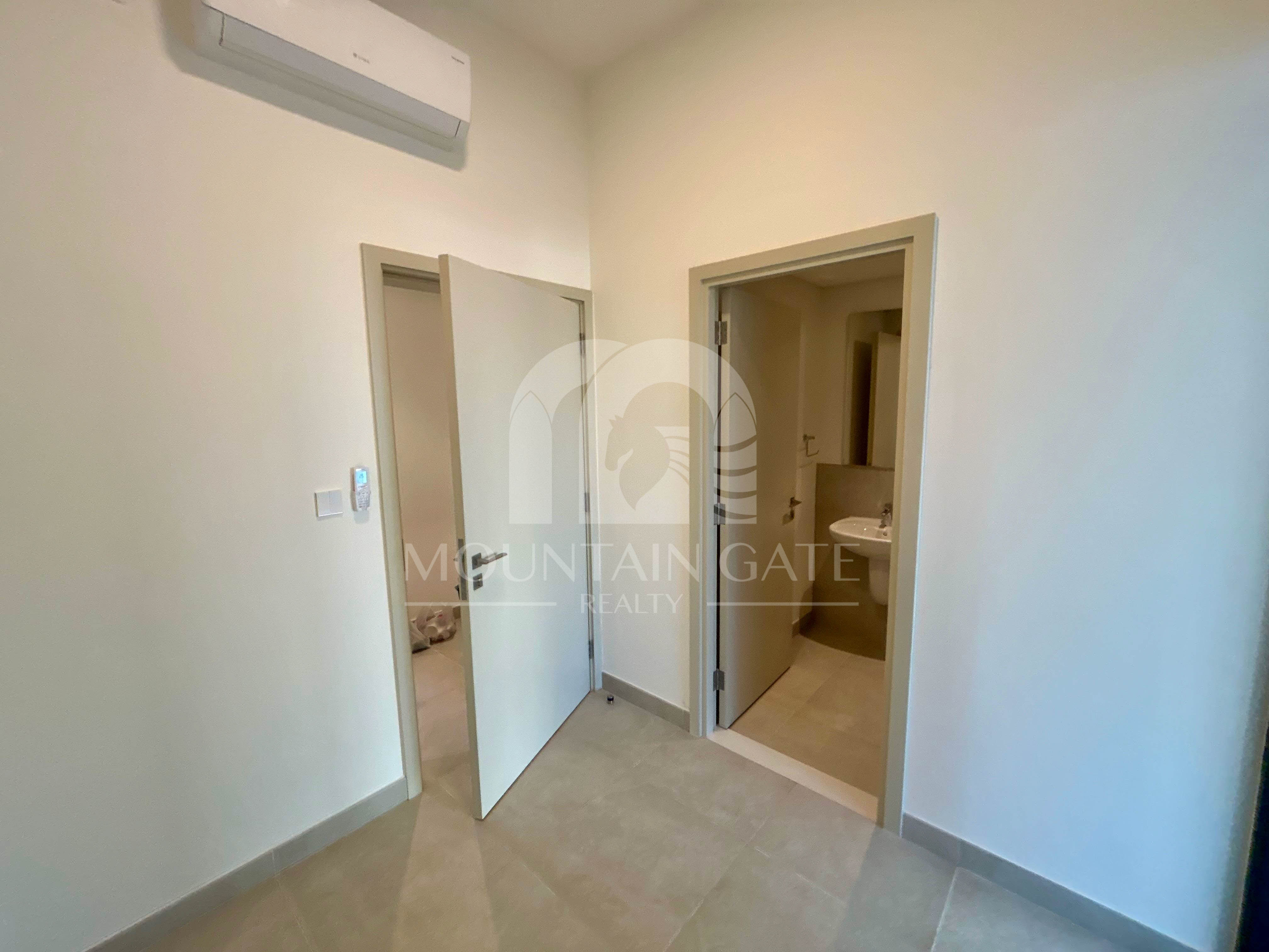 Single Row | Park View | Close to Golden Beach 3BR Mountain Gate