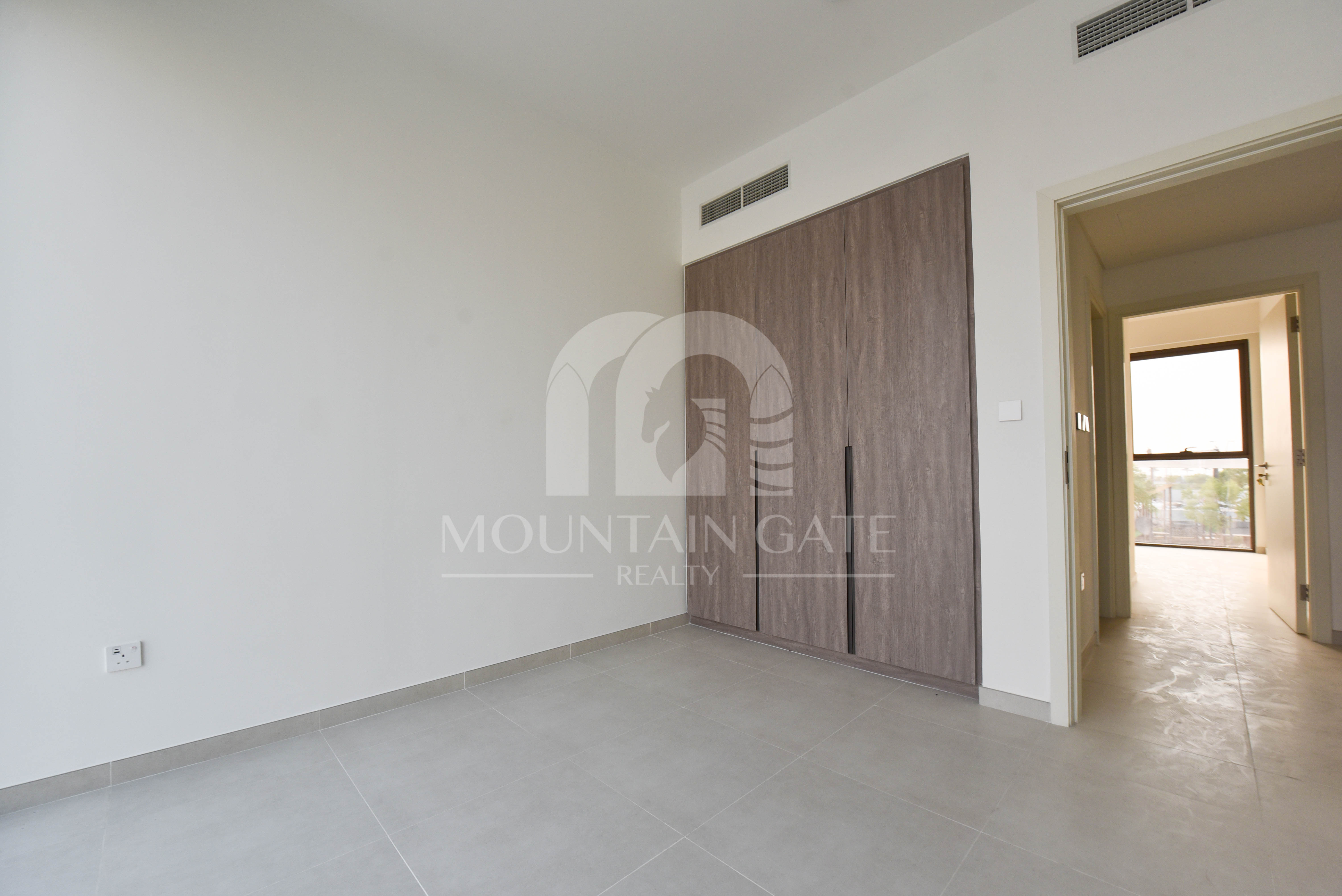 Panoramic View | Brand New | Multipe Options 3BR Mountain Gate