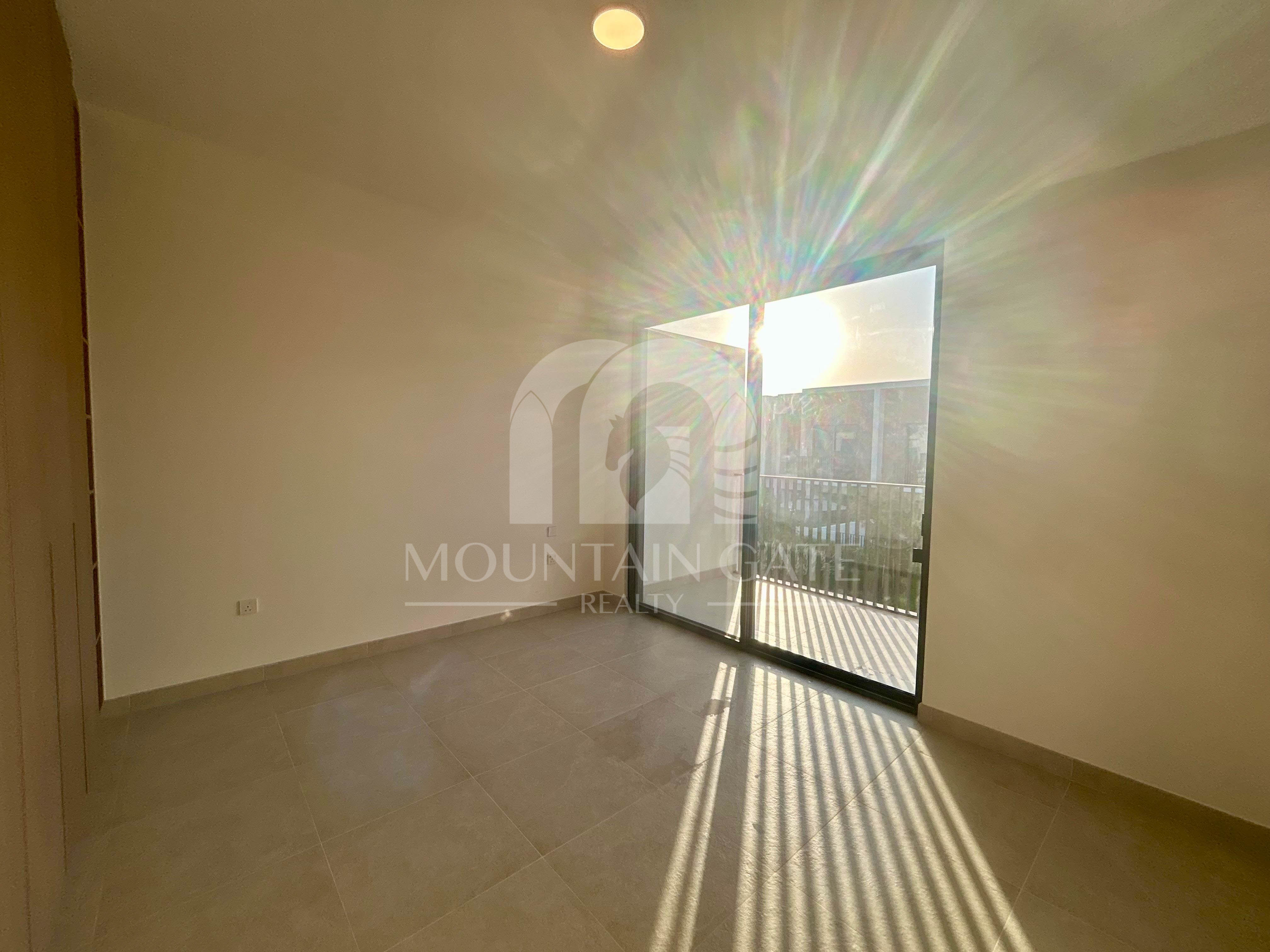 Single Row | Garden Home | Family Living | Q3 2026 3BR The Valley Mountain Gate
