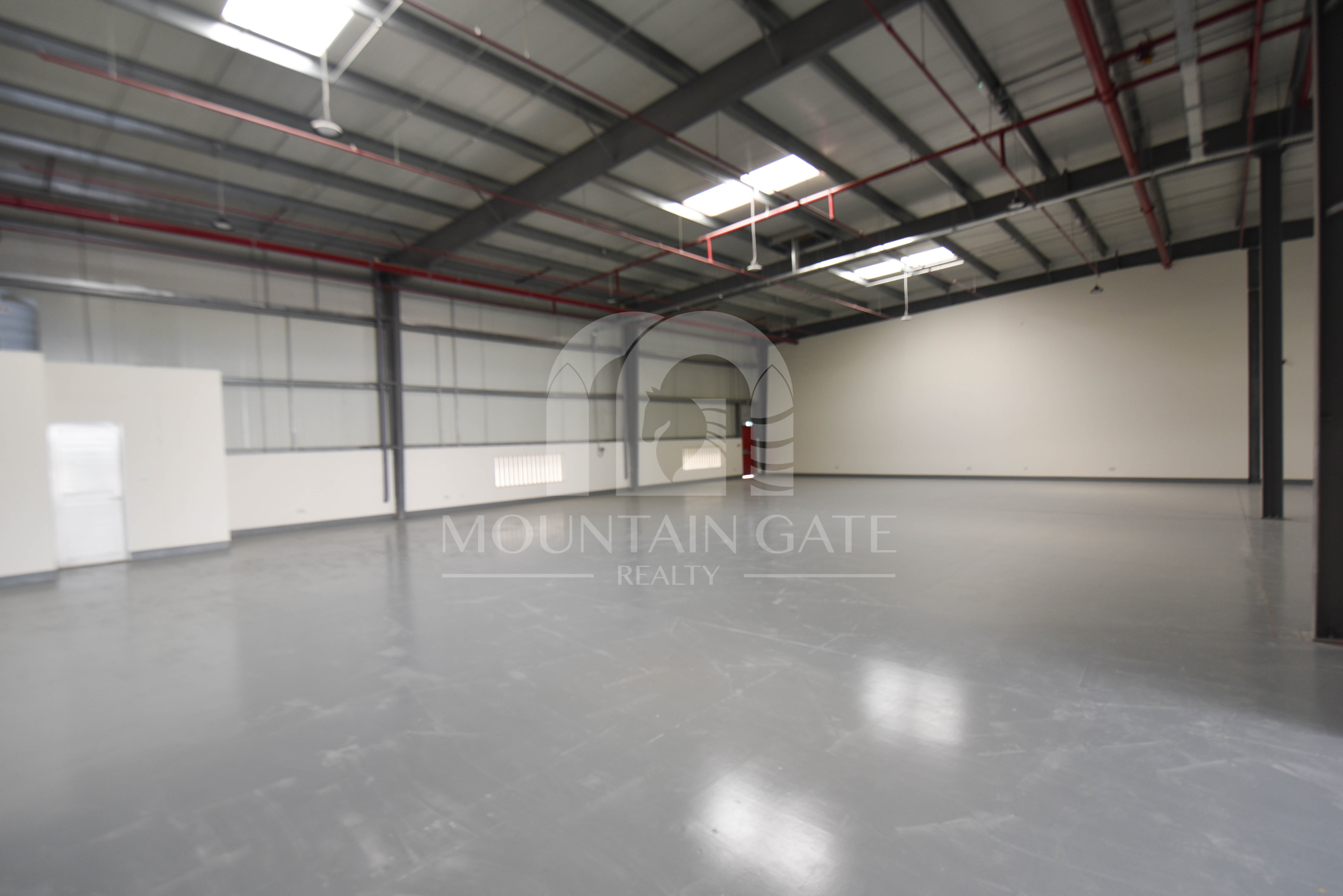 Spacious brand new warehouse in a prime location Dubai Investment Park (DIP) Mountain Gate
