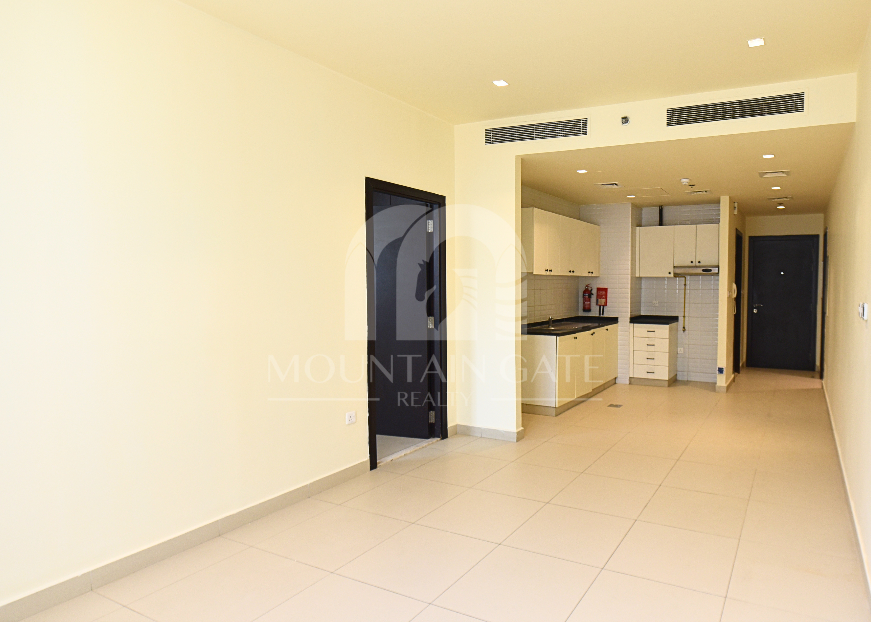 Prime Location | DEWA & Chiller Free Dubai Investment Park (DIP) Mountain Gate