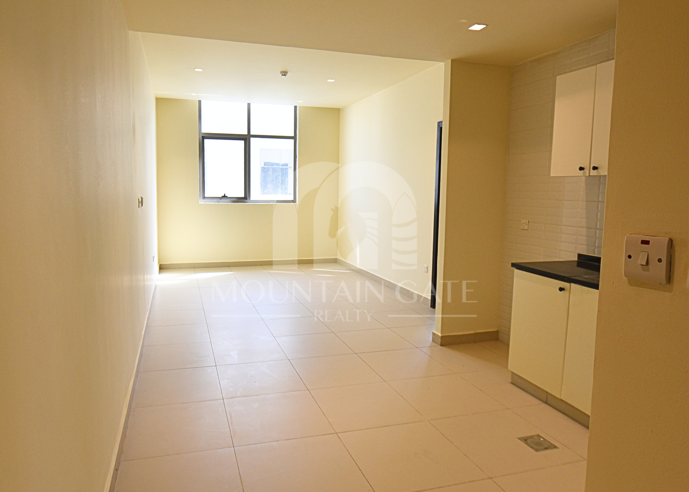 Prime Location | DEWA & Chiller Free Dubai Investment Park (DIP) Mountain Gate