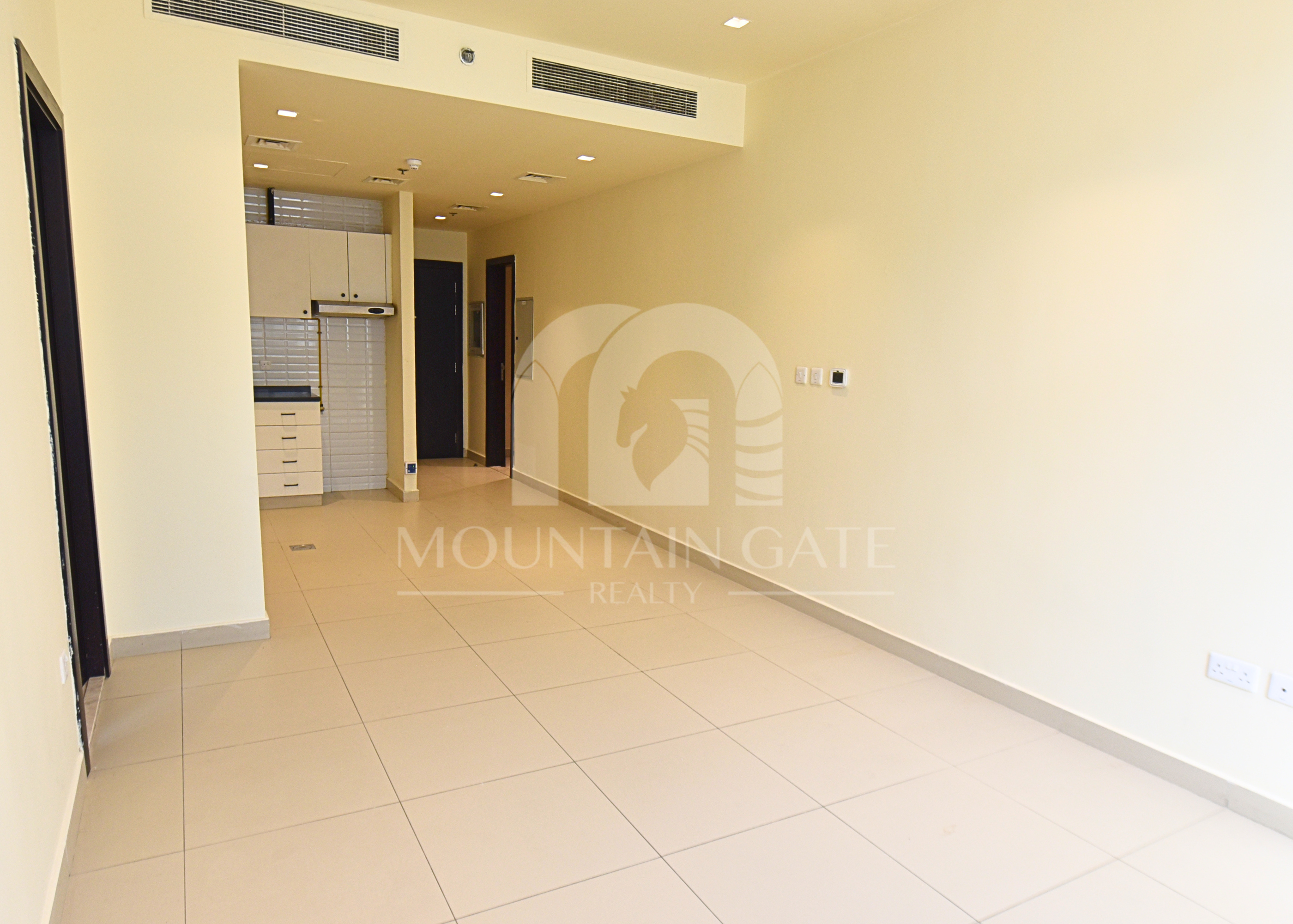 Prime Location | DEWA & Chiller Free Dubai Investment Park (DIP) Mountain Gate