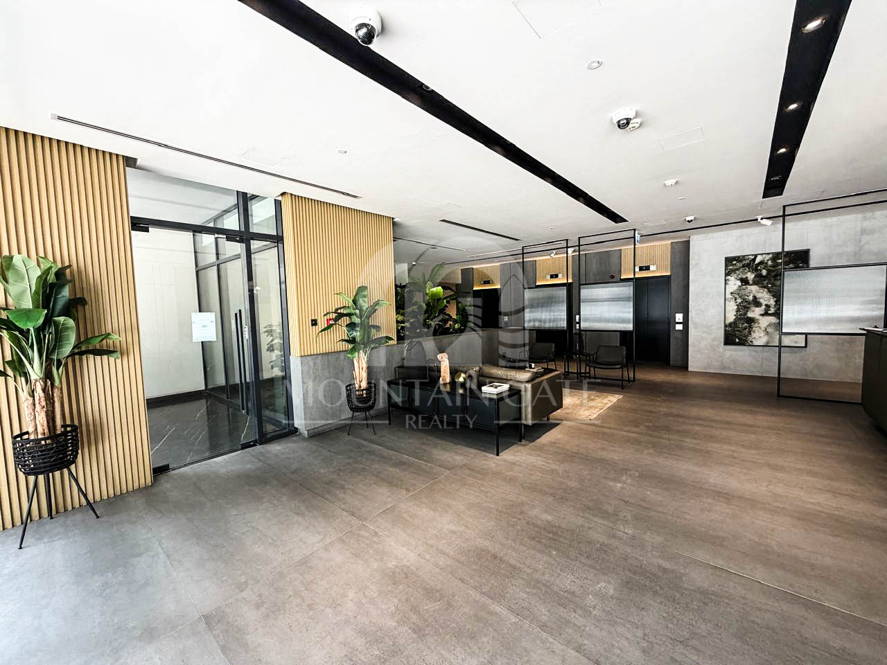 LUXURIOUS | VACANT | FITTED KITCHEN Jumeirah Village Circle Mountain Gate