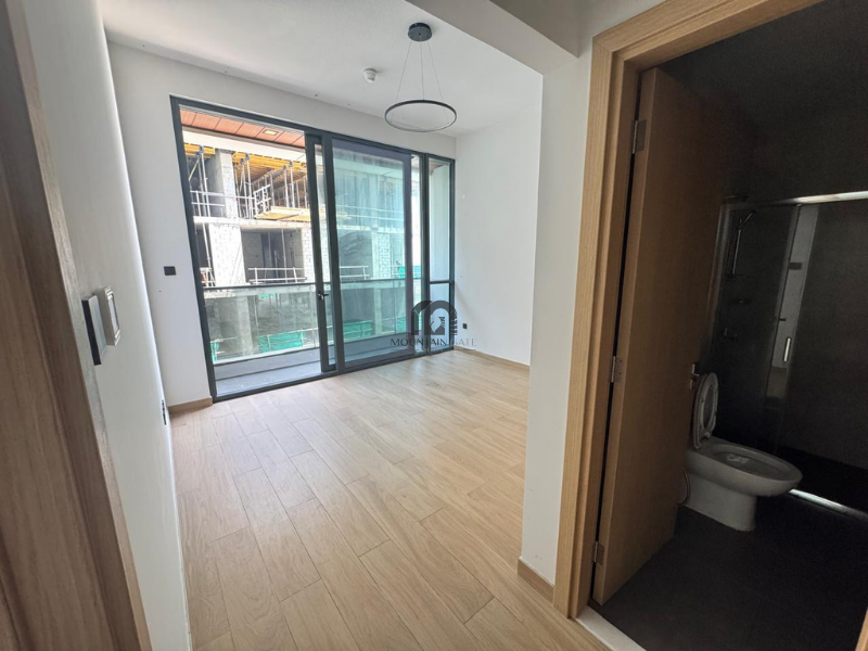 Large space | Laundry room | Side sea view 1BR Al Mamzar - Sharjah Mountain Gate