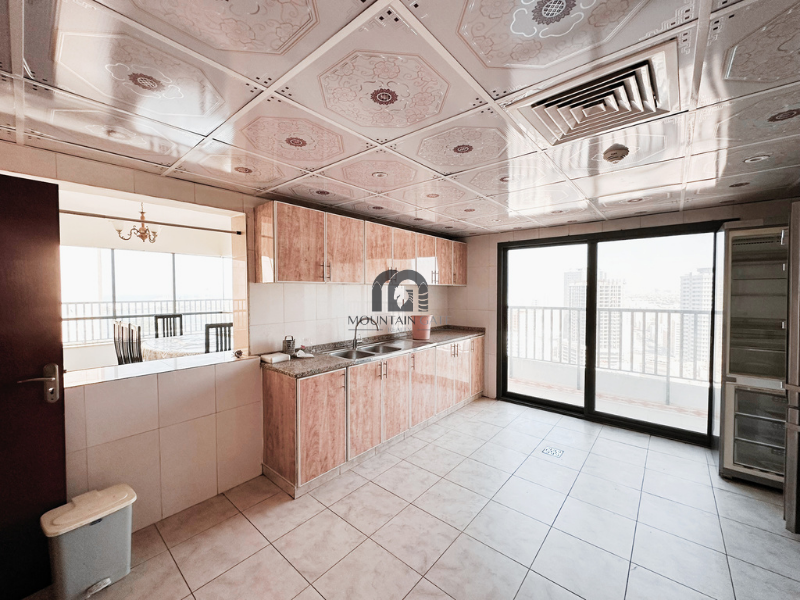 Duplex | Sea View | Hanging Villa 3BR Cornich Al Buhaira Mountain Gate