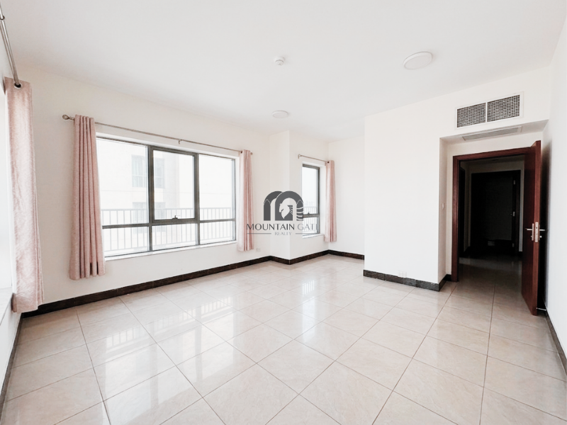 Duplex | Sea View | Hanging Villa 3BR Cornich Al Buhaira Mountain Gate