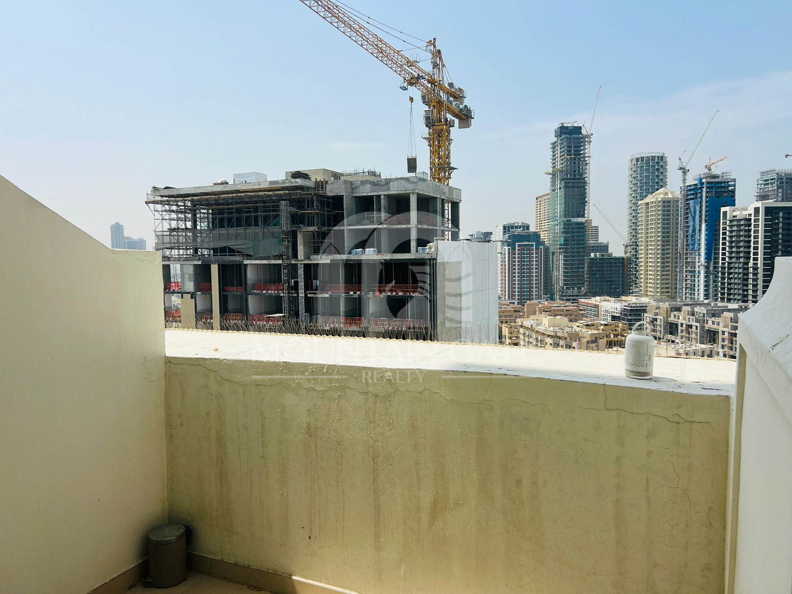 Ready to Move in High-end Design Bright Spacious 1BR Jumeirah Village Circle Mountain Gate