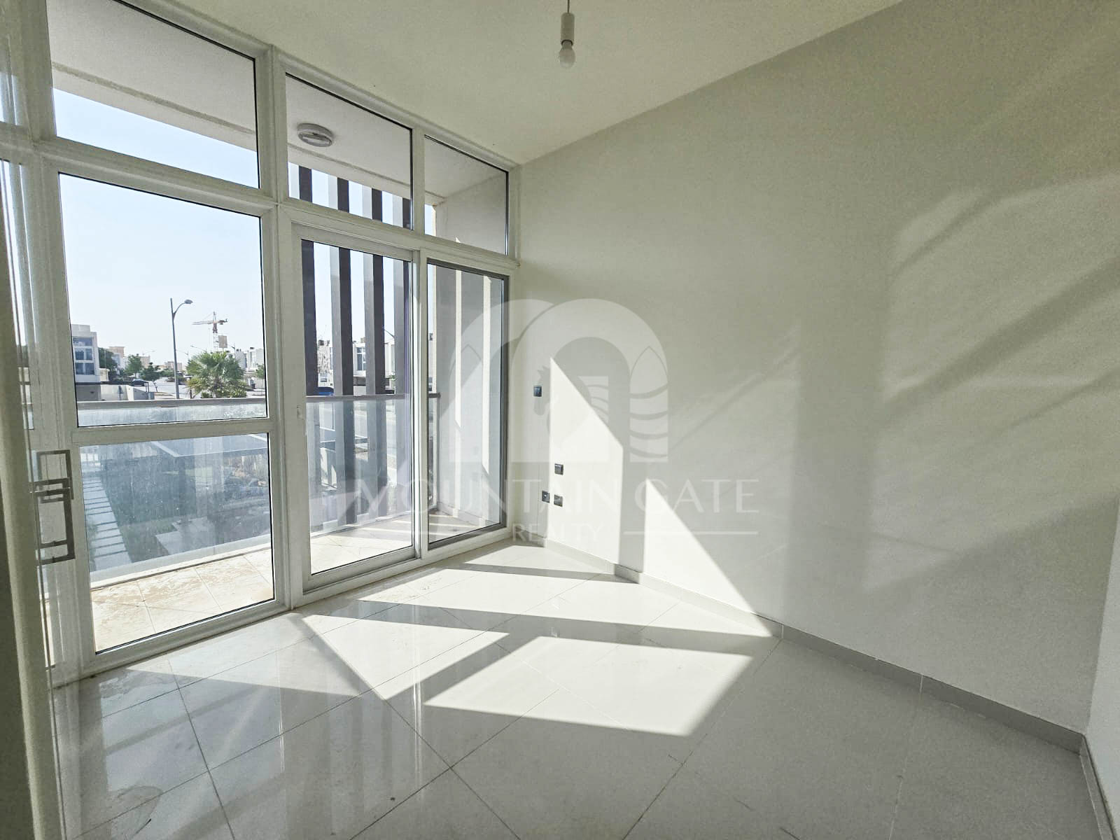 R2EE | Corner | L Shape | Spacious living room | 3BR Damac Hills 2 Mountain Gate