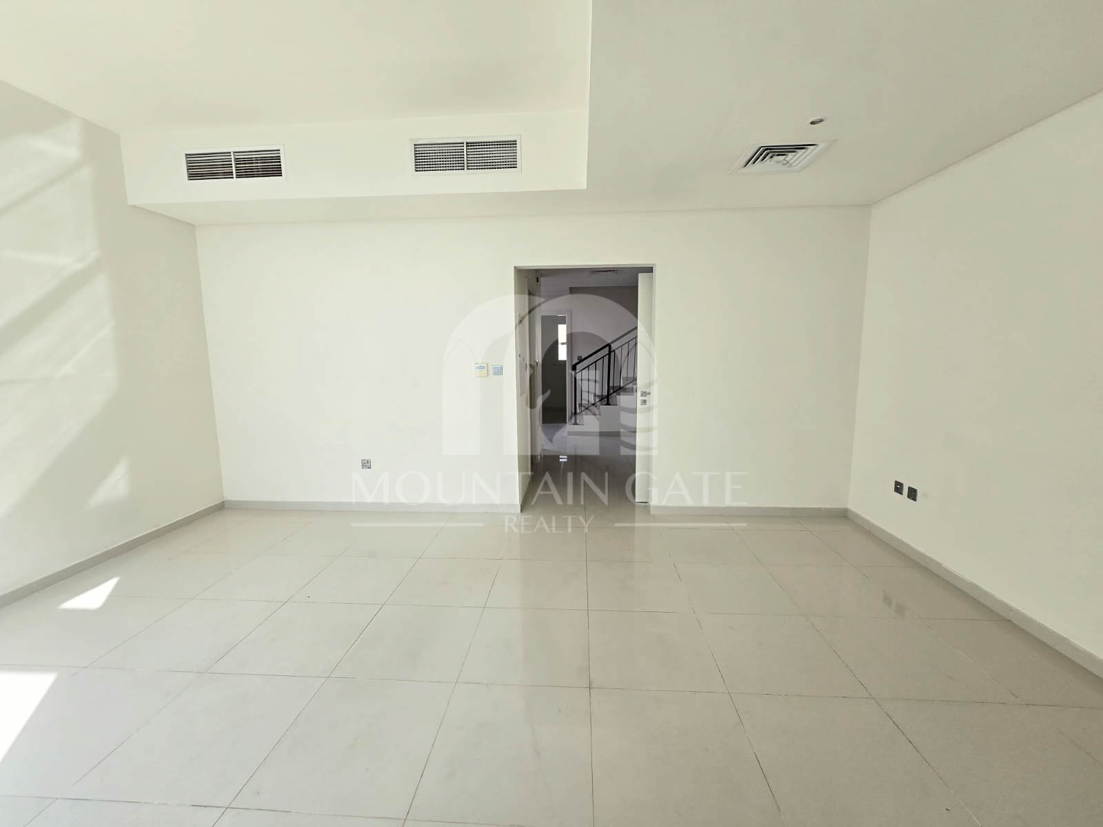 R2EE | Corner | L Shape | Spacious living room | 3BR Damac Hills 2 Mountain Gate