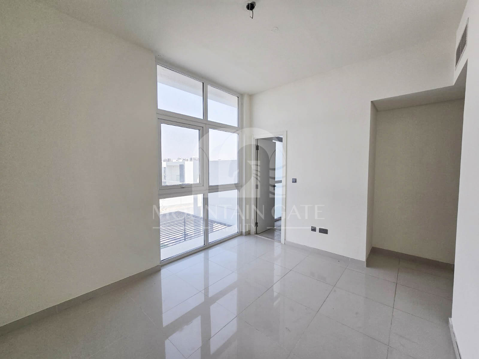R2EE | Corner | L Shape | Spacious living room | 3BR Damac Hills 2 Mountain Gate