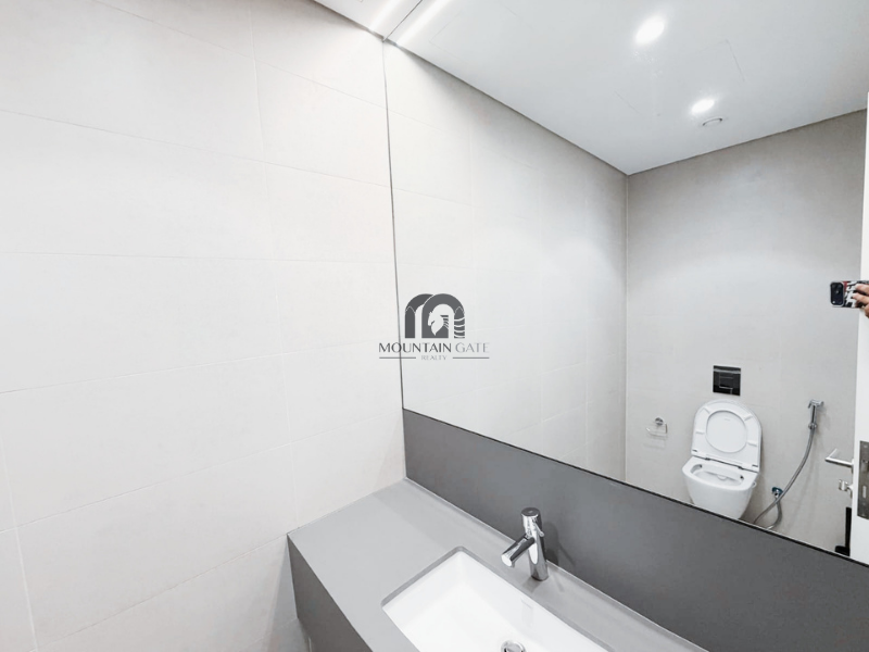 Luxury Villa | Pool | near stadiums and track 4BR Tilal City Mountain Gate