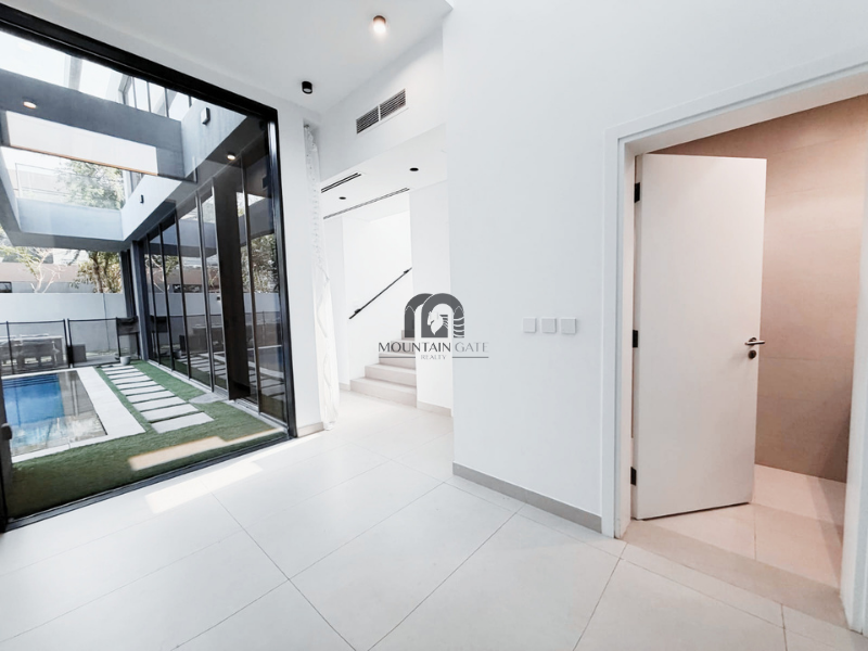 Luxury Villa | Pool | near stadiums and track 4BR Tilal City Mountain Gate