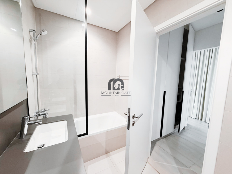 Luxury Villa | Pool | near stadiums and track 4BR Tilal City Mountain Gate