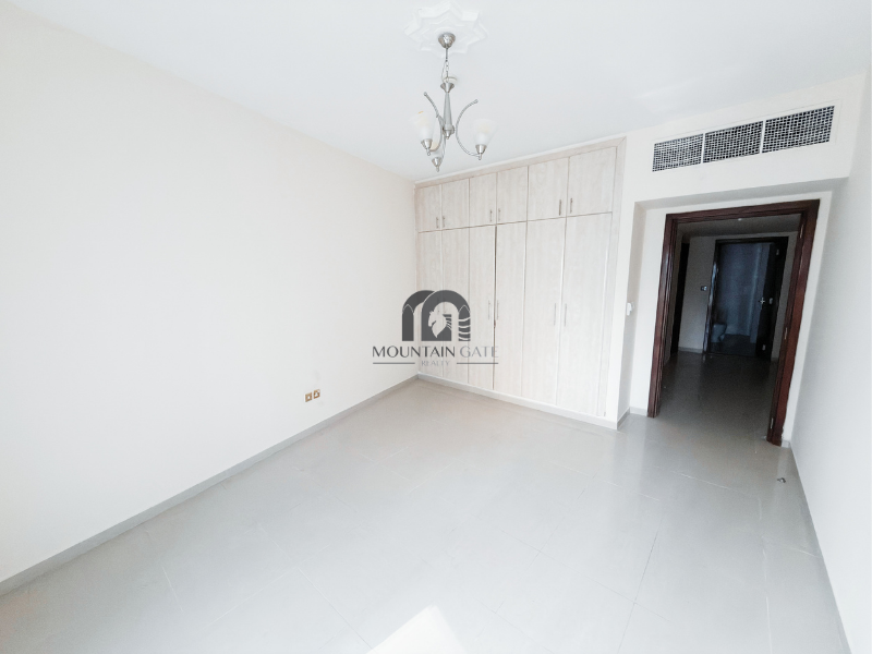 Large Apartment | Dubai Road | Services Available 2BR Al Taawun Mountain Gate