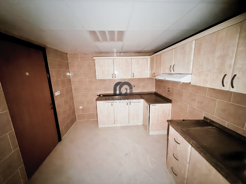 Large Apartment | Dubai Road | Services Available 2BR Al Taawun Mountain Gate