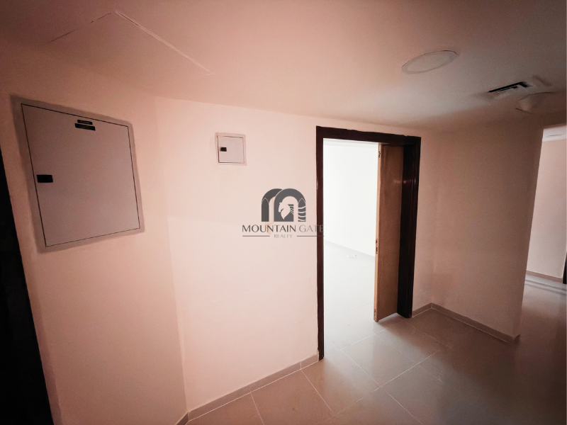 Large Apartment | Dubai Road | Services Available 2BR Al Taawun Mountain Gate