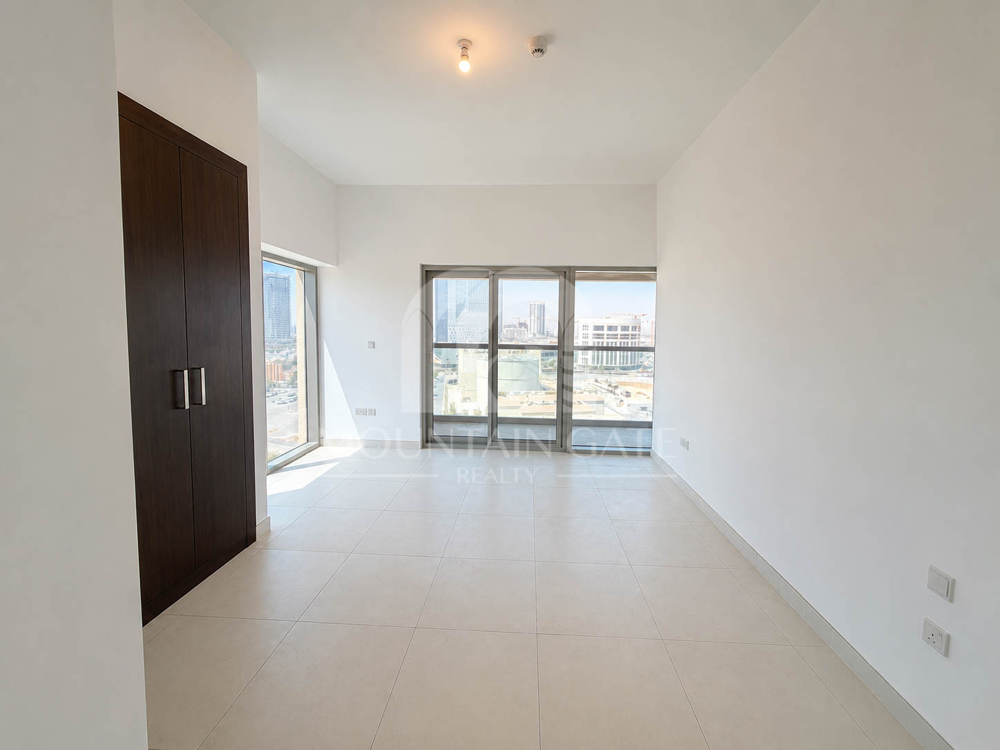 SPACIOUS UNIT | OPEN VIEW | VACANT NOW 2BR Motor City Mountain Gate