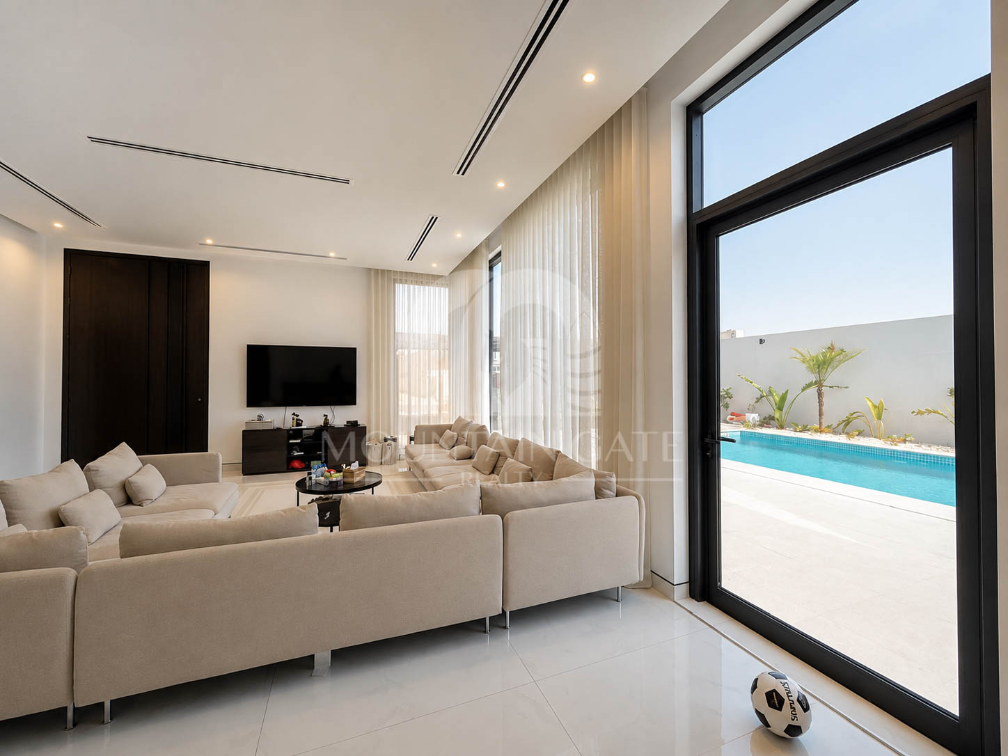 Brand New Commercial Villa | Ideal for Nursery