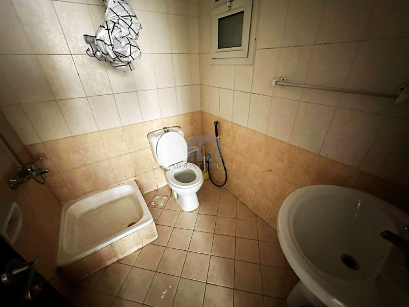 The largest studio | Open view | Near Dubai exit النهدة Mountain Gate
