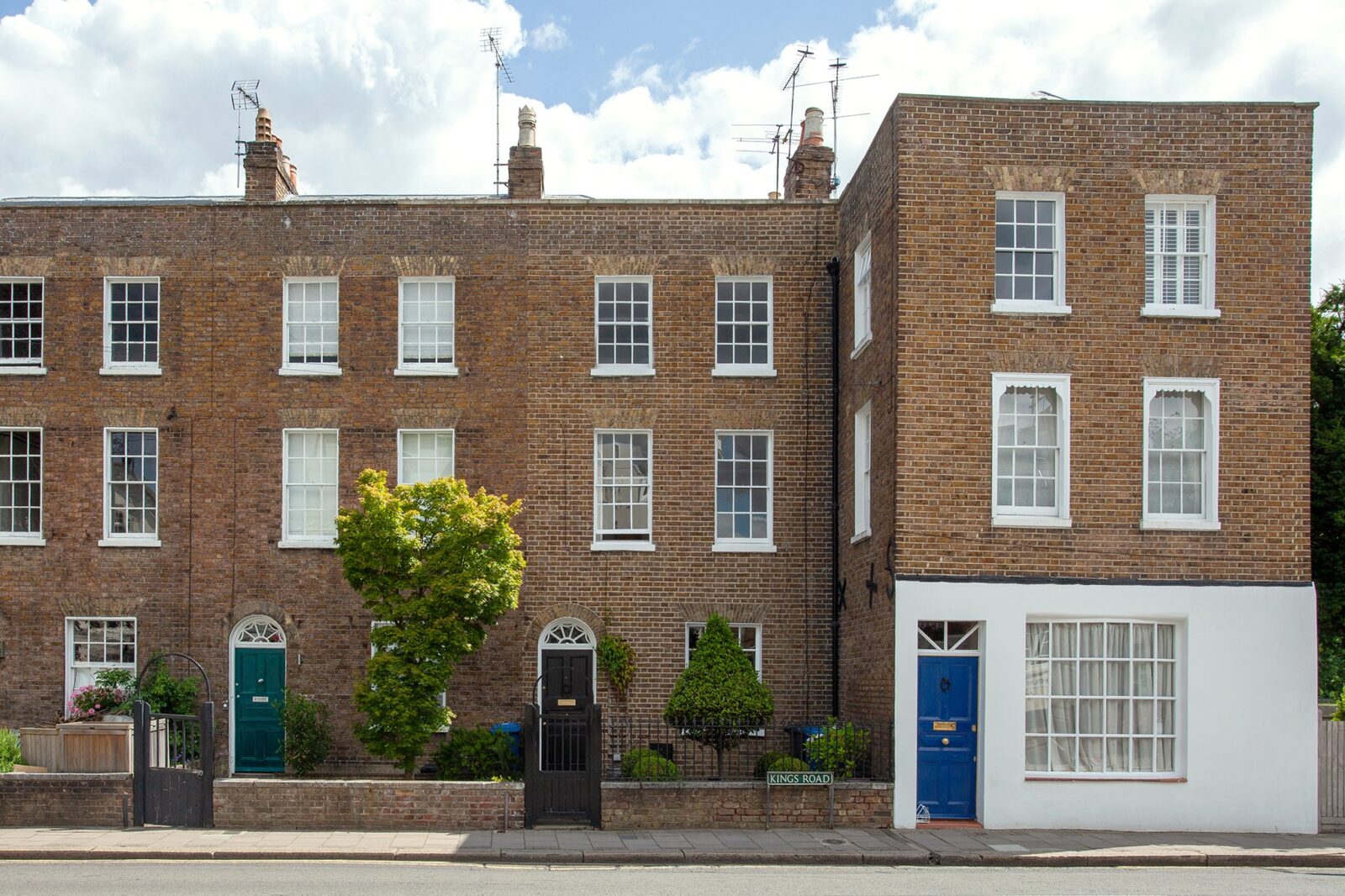 Kings Road - Image 1