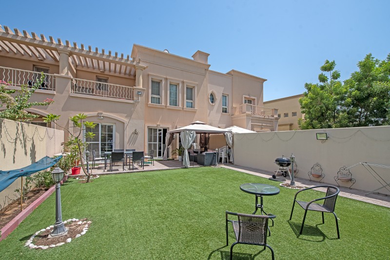 3 Bedrooms Villa in Springs 11