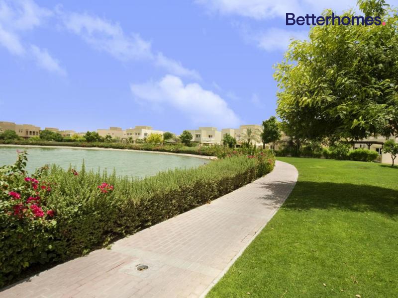 Upgraded | Pool | 5 bedrooms | Meadows 5| Tenanted