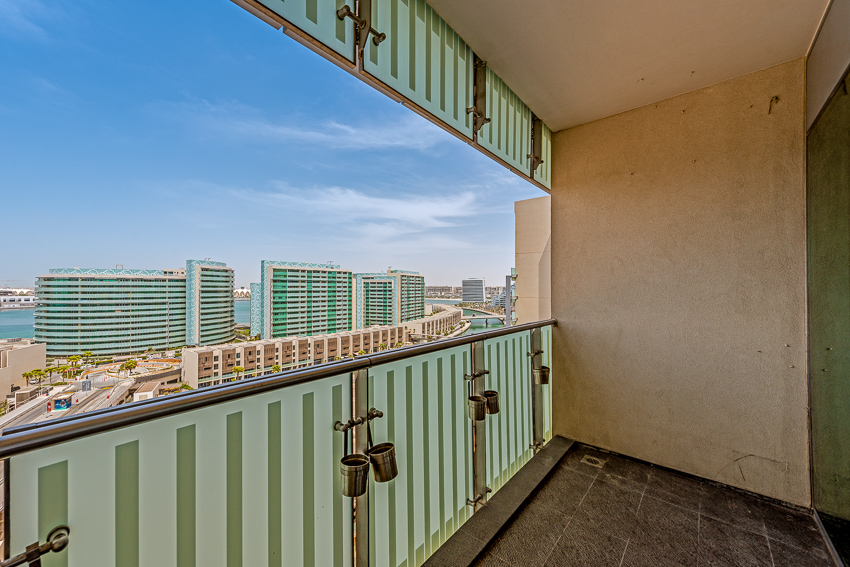 4 Bedrooms Apartment in Al Nada 2