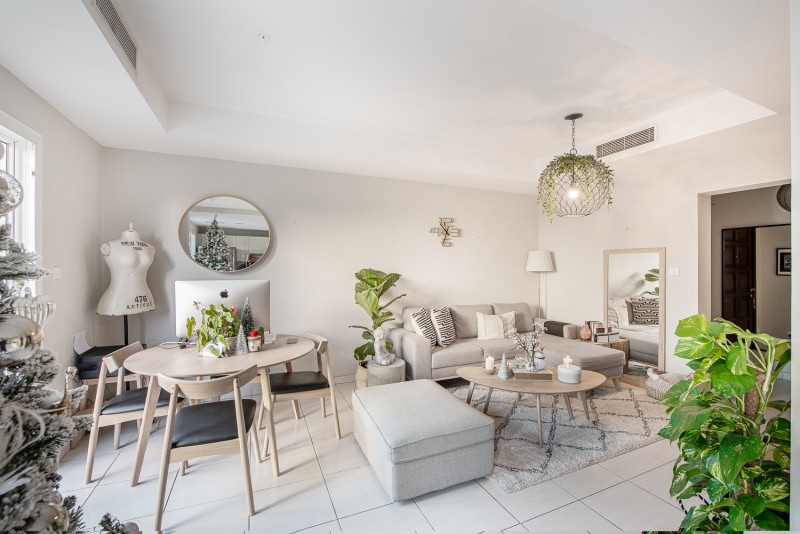 2 Bedrooms Villa in Springs 2