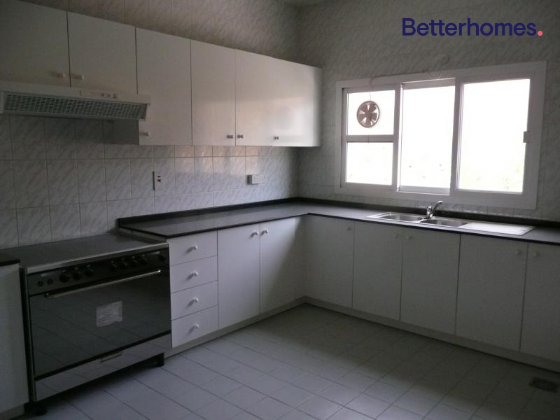 9 Bedrooms Villa in Umm Suqeim 3 Villas