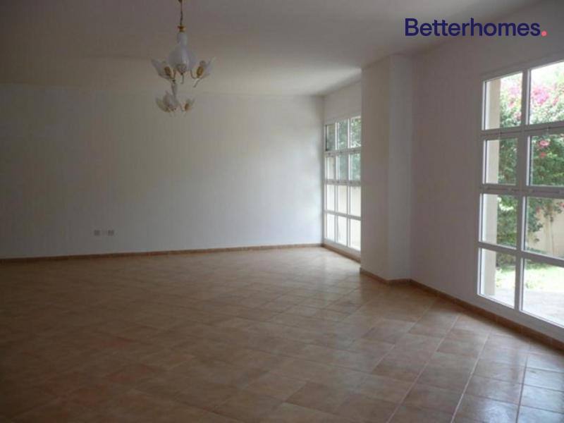 9 Bedrooms Villa in Umm Suqeim 3 Villas