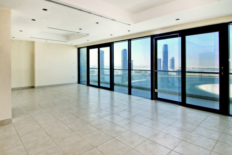 3 Bedrooms Apartment in Al Ghazal Tower