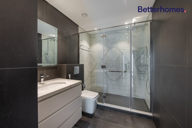 3 Bedrooms Apartment in Shemara Tower