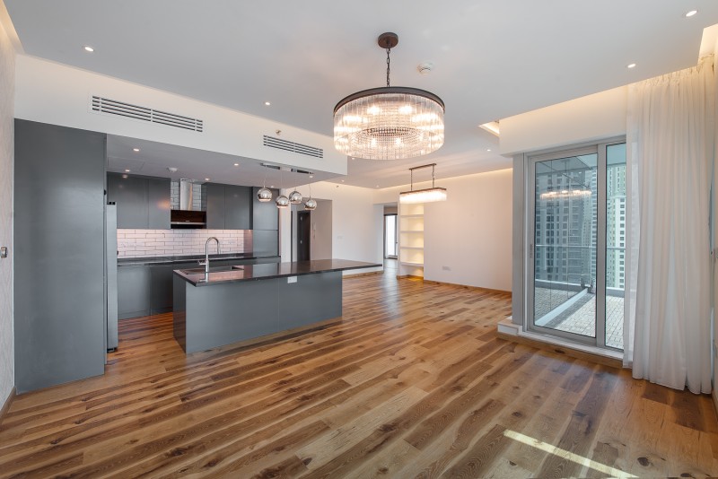 3 Bedrooms Apartment in Shemara Tower