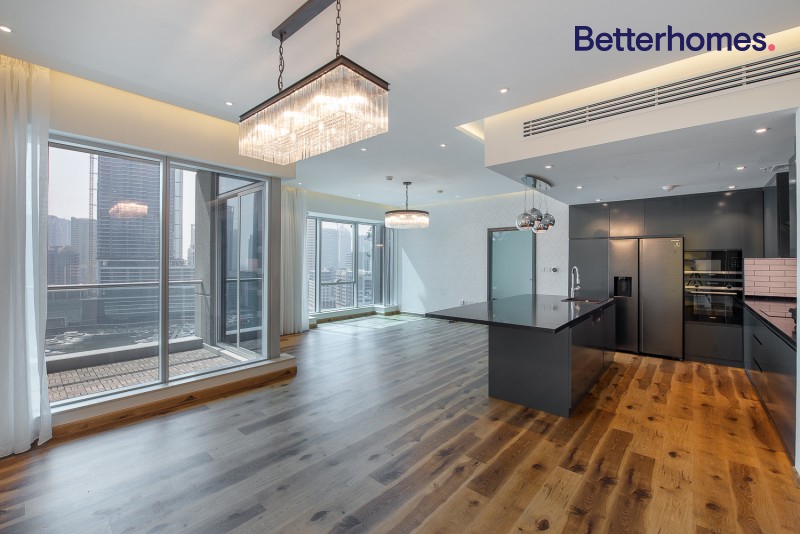 3 Bedrooms Apartment in Shemara Tower