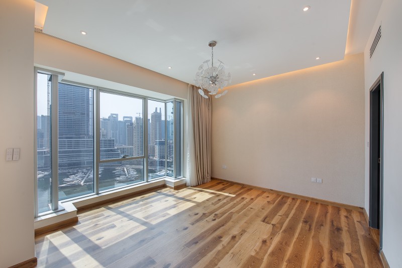 3 Bedrooms Apartment in Shemara Tower