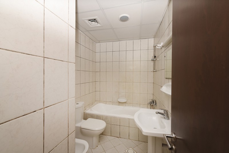 1 Bedroom Apartment in China Cluster