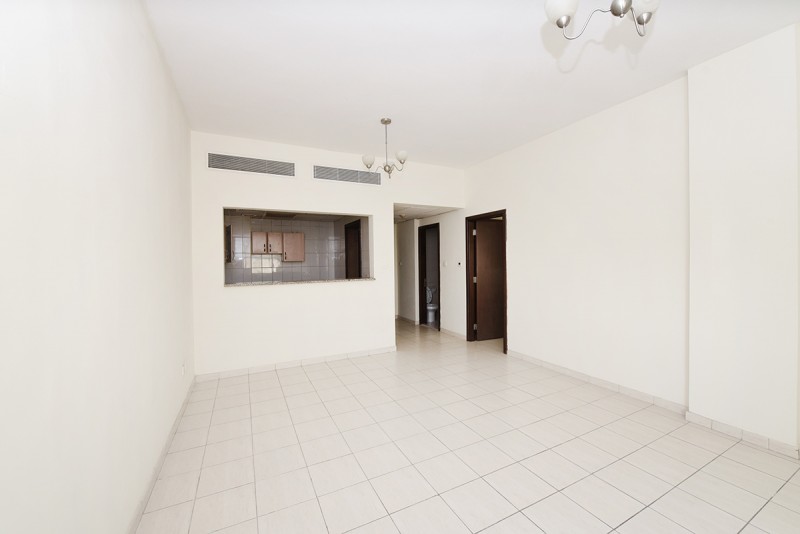 1 Bedroom Apartment in China Cluster