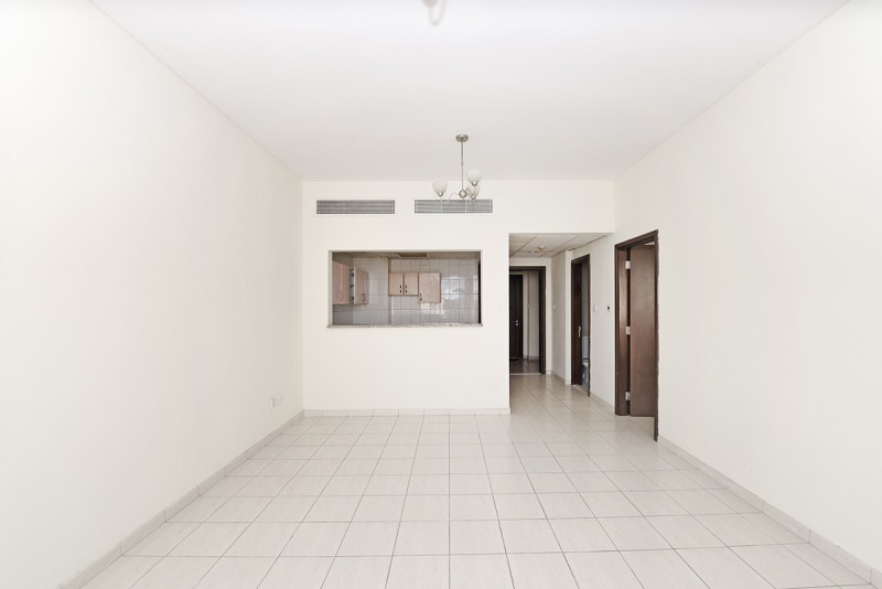 1 Bedroom Apartment in China Cluster