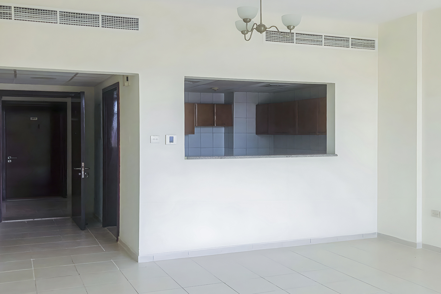 1 Bedroom Apartment in China Cluster