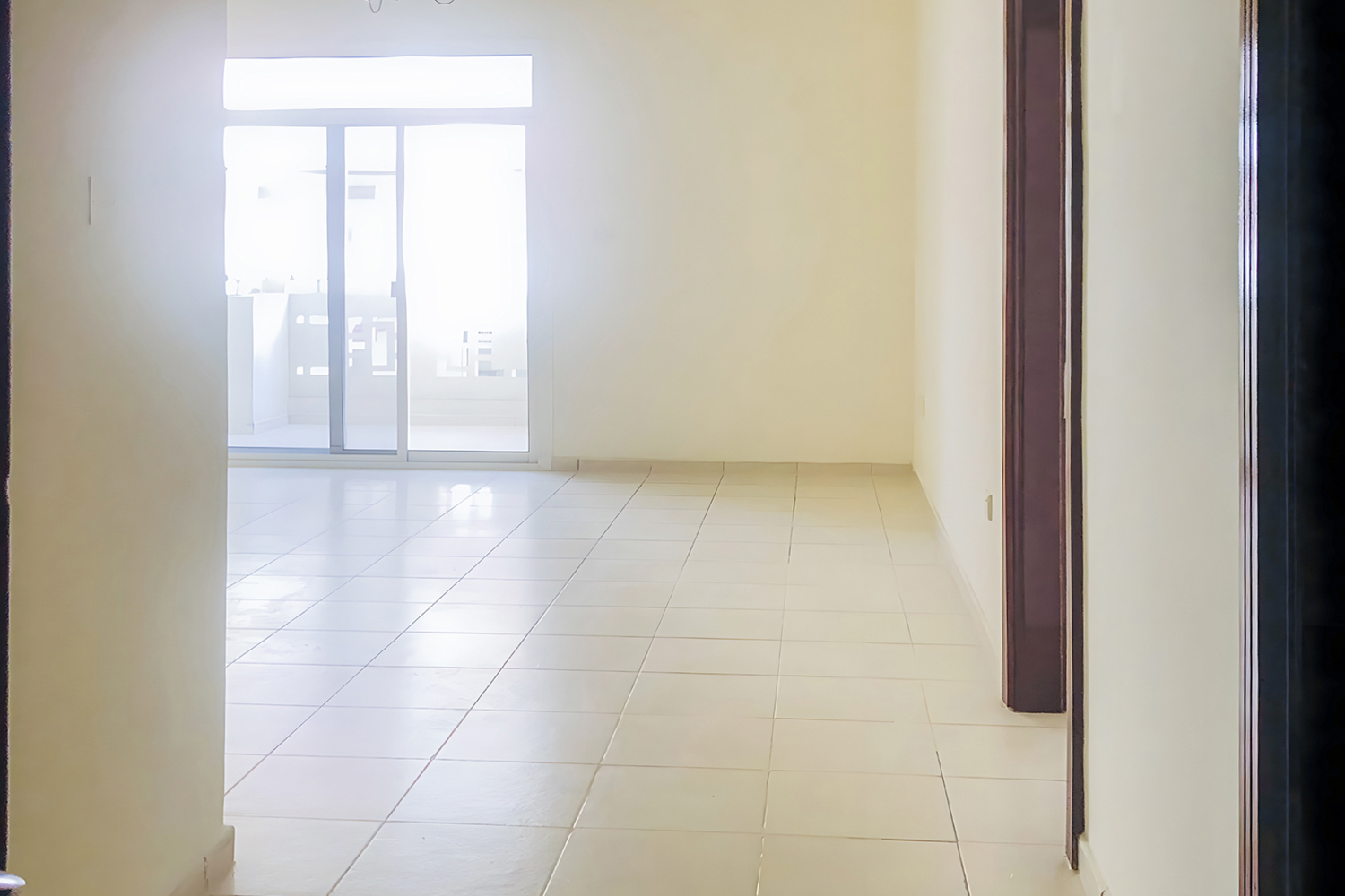 1 Bedroom Apartment in China Cluster